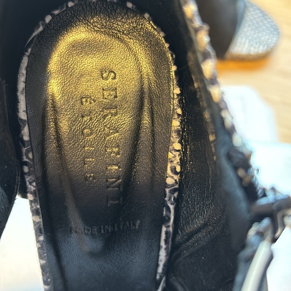 Italian Made Snakeskin and Suede Heels Originally $550+ - Picture 5 of 7